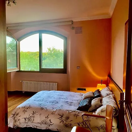 Boutique Con Chimenea Y Indoor Pool Girona