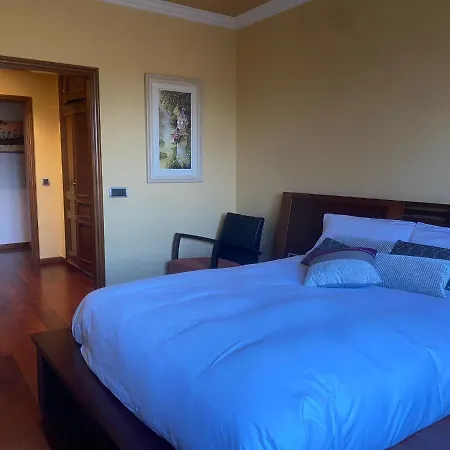 Boutique Con Chimenea Y Indoor Pool Vila