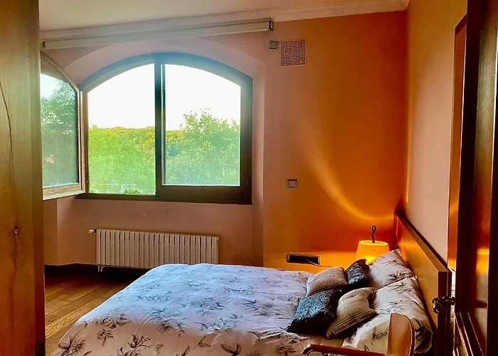 Boutique Con Chimenea Y Indoor Pool Girona