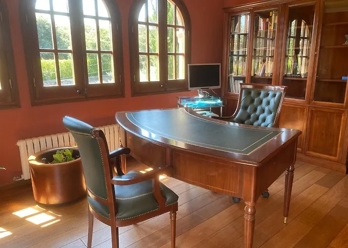 Boutique Con Chimenea Y Indoor Pool Villa